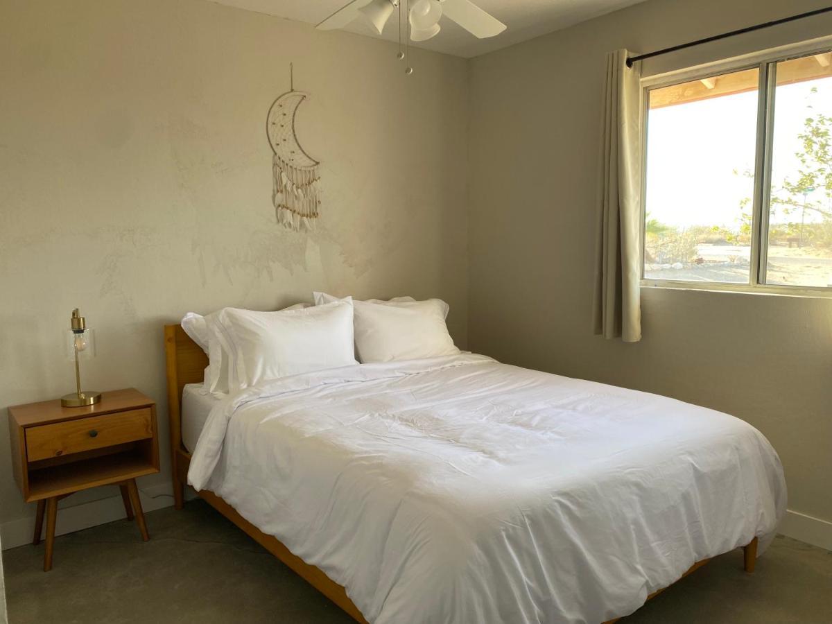 فيلا Casa Del Desierto - Panoramic Views - Pet Friendly - Fire Pit جوشوا تري المظهر الخارجي الصورة