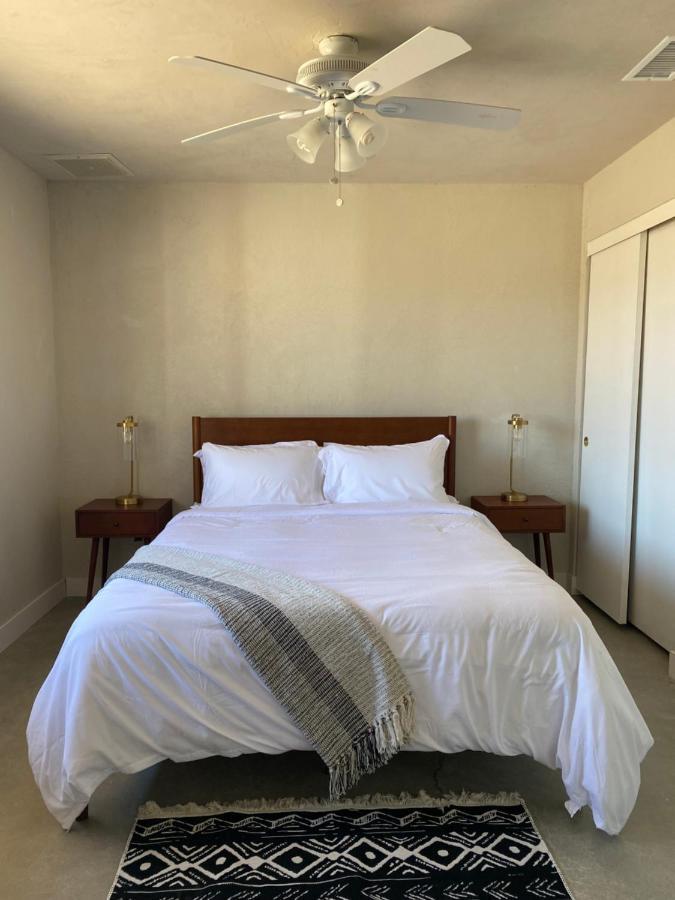 فيلا Casa Del Desierto - Panoramic Views - Pet Friendly - Fire Pit جوشوا تري المظهر الخارجي الصورة